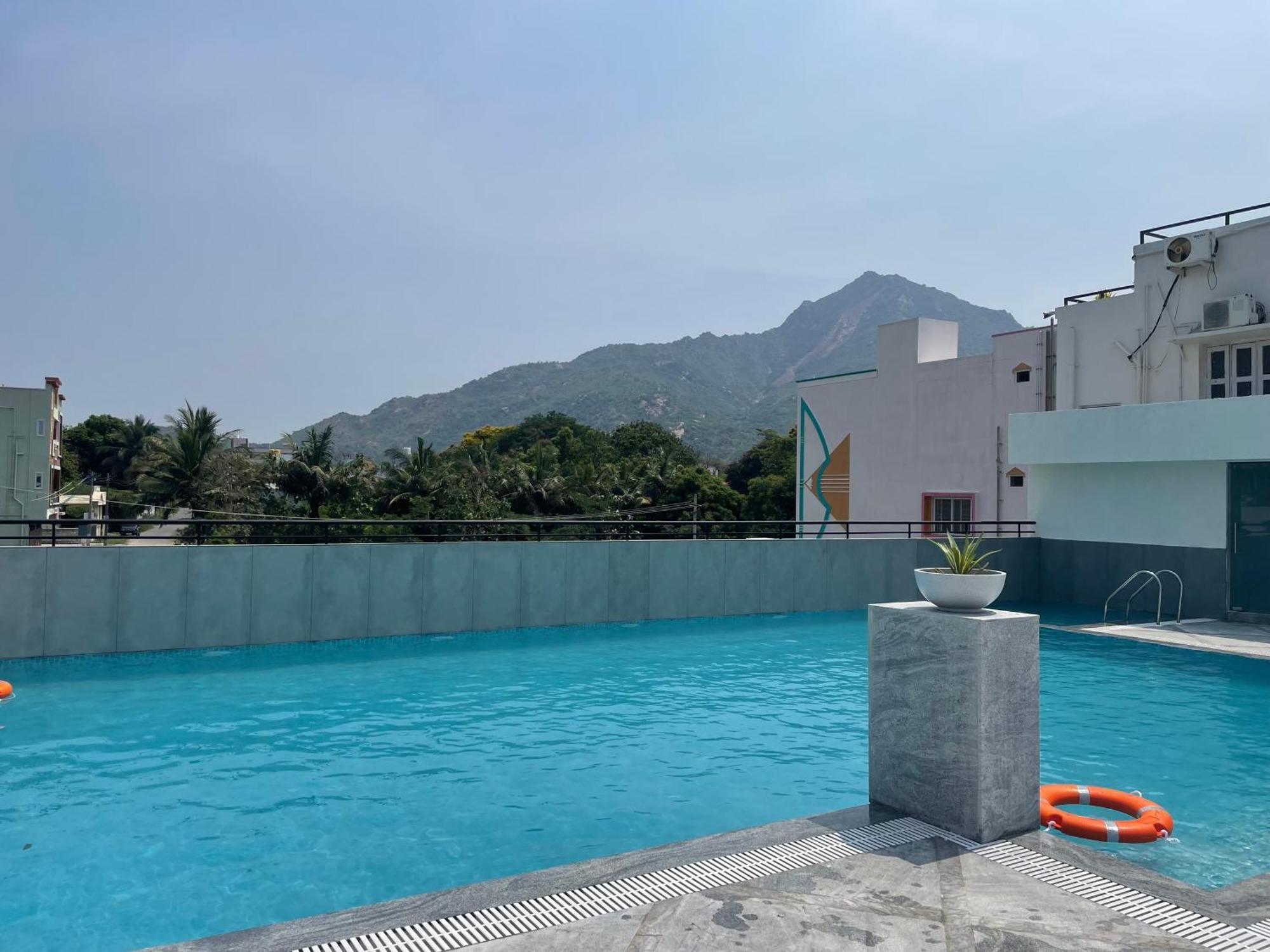 Aashreya Suites Tiruvannāmalai 외부 사진
