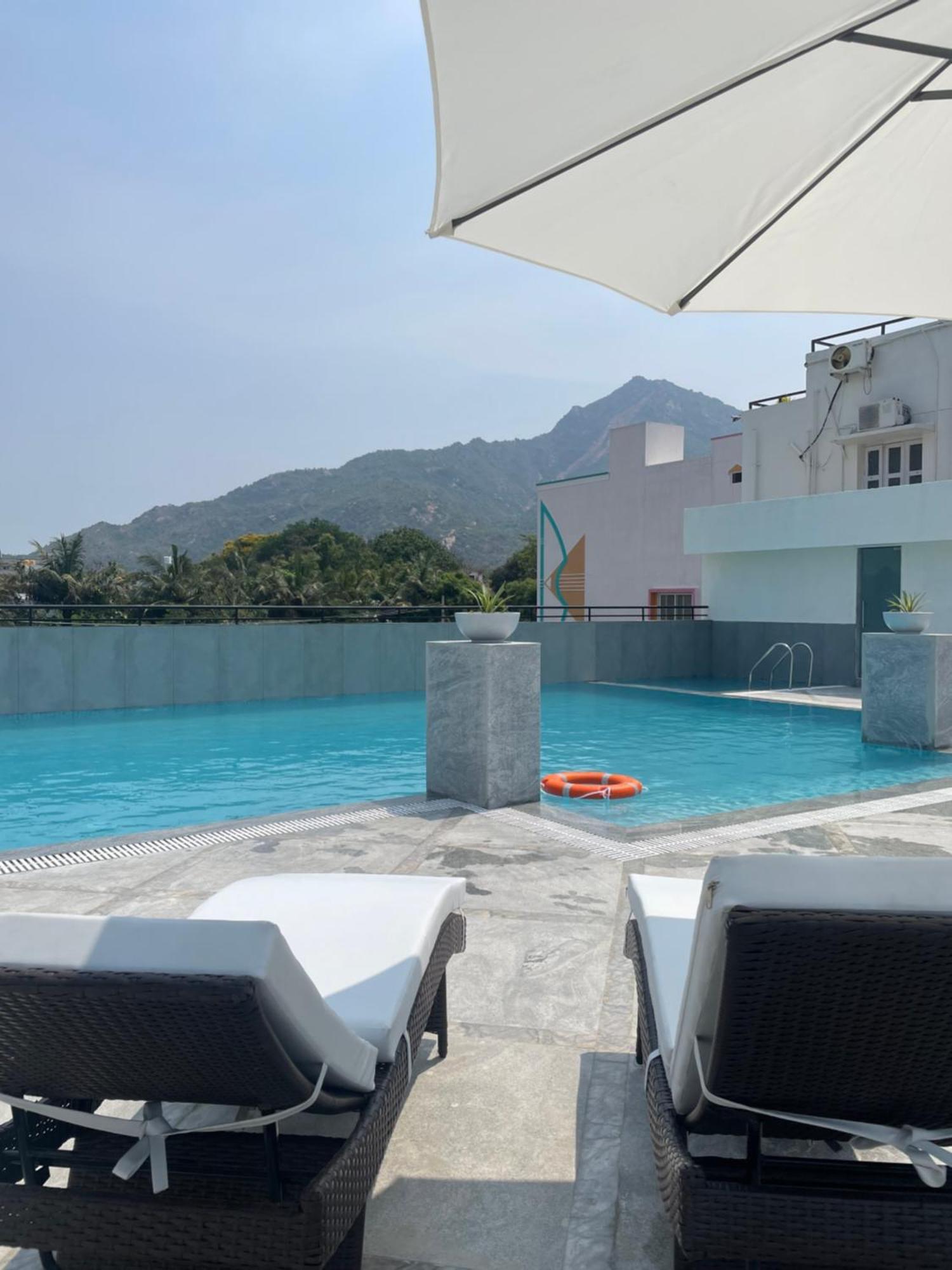 Aashreya Suites Tiruvannāmalai 외부 사진